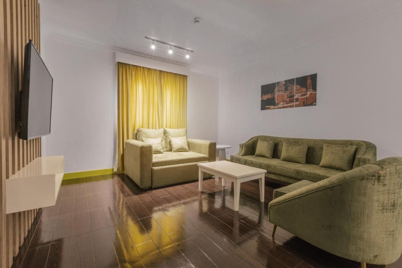 Super 8 Hotel Al Riyadh By Wyndham מראה חיצוני תמונה