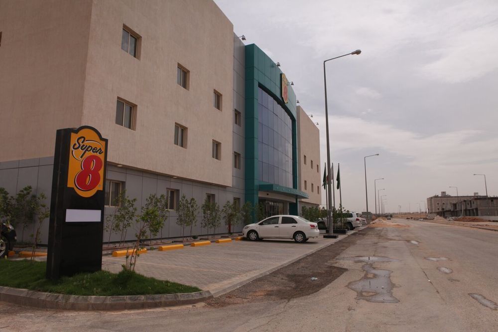 Super 8 Hotel Al Riyadh By Wyndham מראה חיצוני תמונה